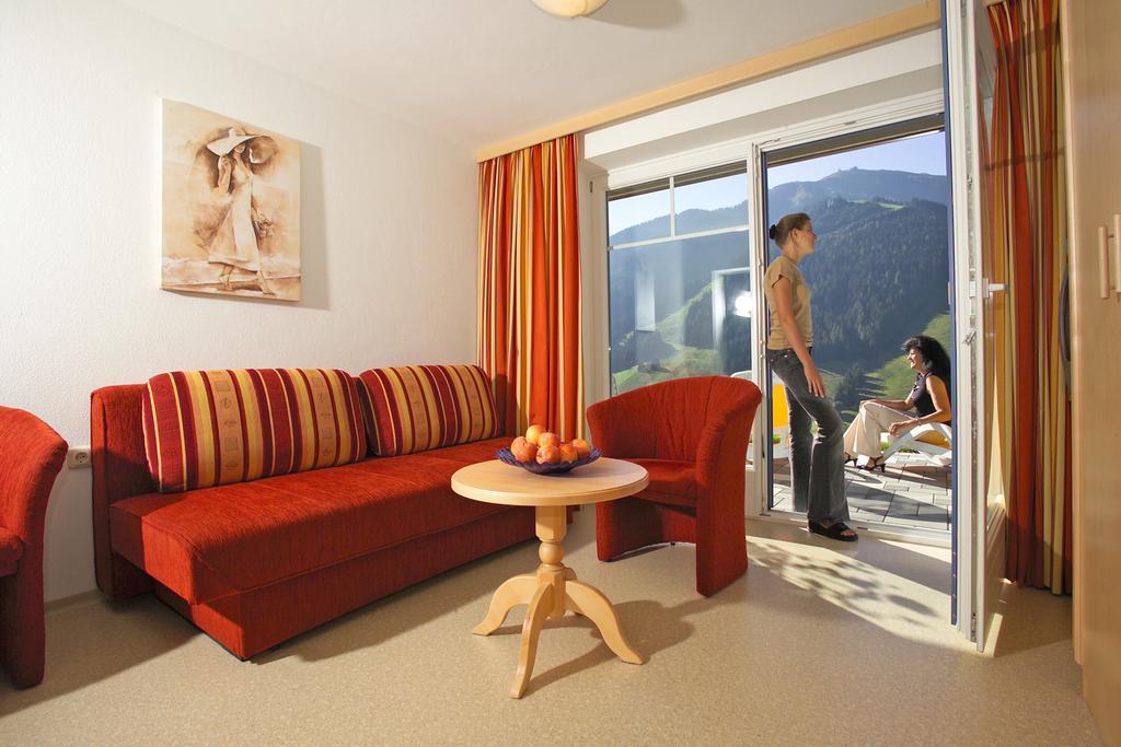 Eberharthof Lägenhet Saalbach-Hinterglemm Exteriör bild